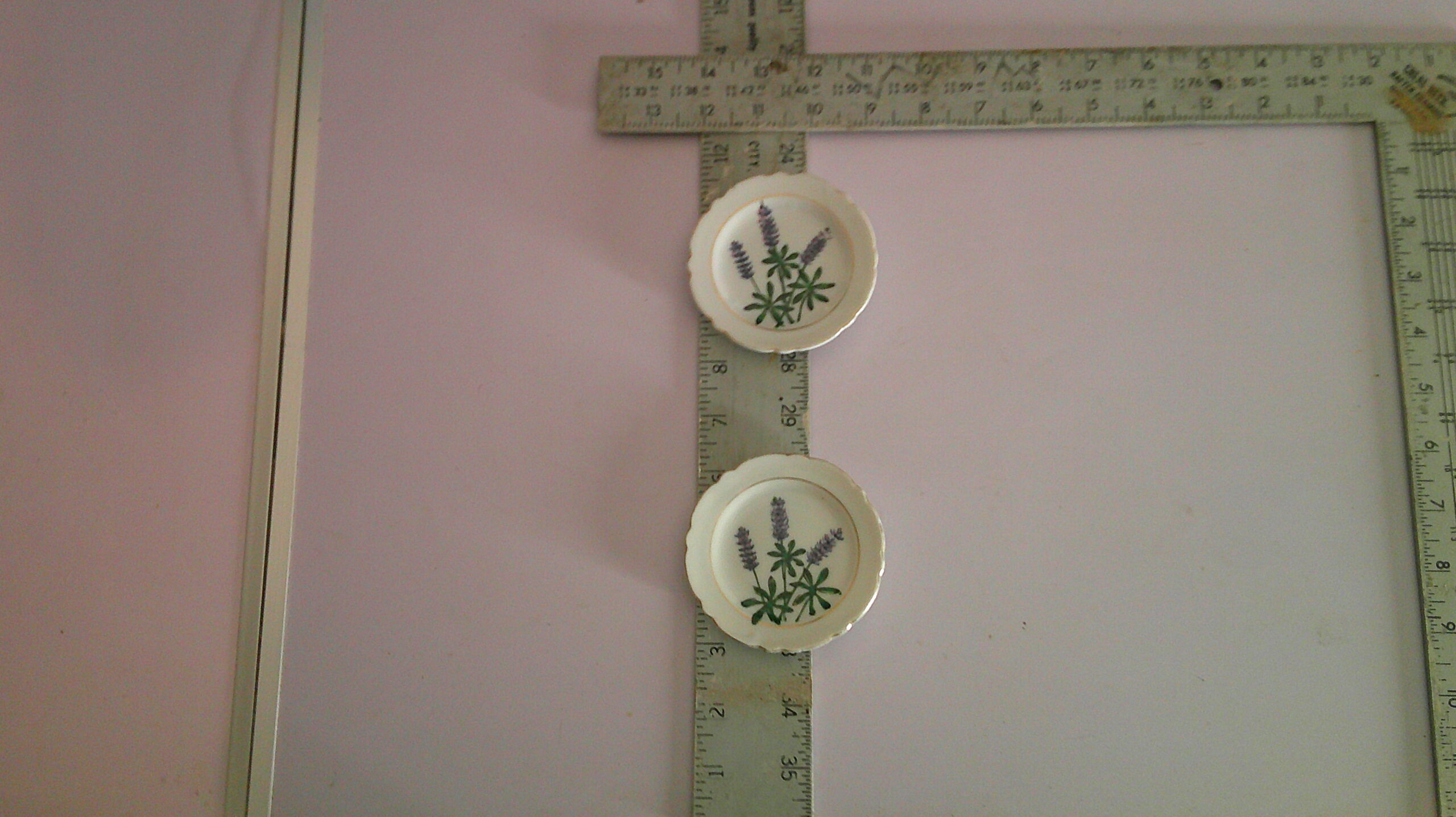 Vintage Hand‑Painted Japanese Floral Dipping Plate – Scalloped Edge, Gold Trim